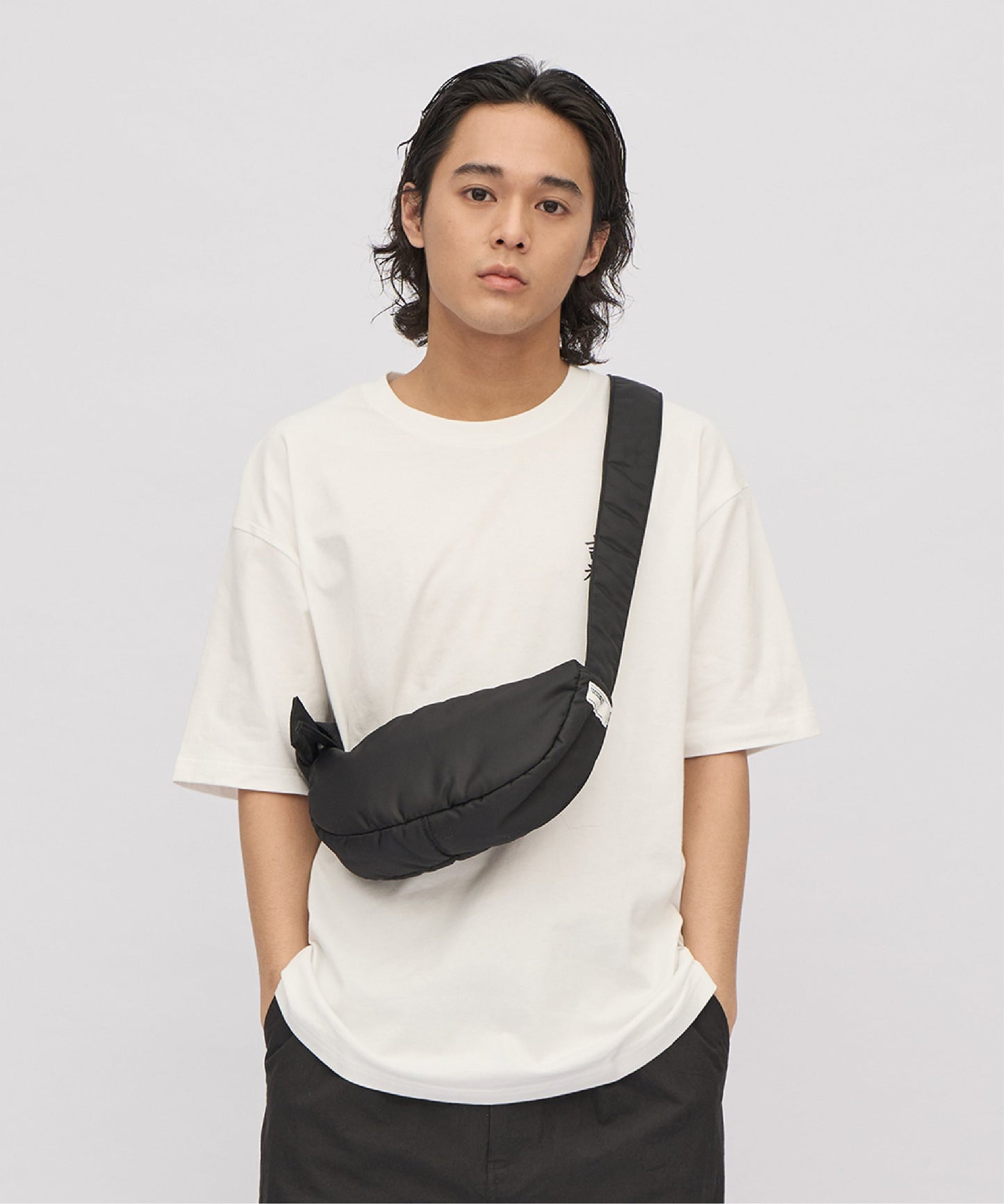 Broad Band Cloud Half Moon Bag (Small)