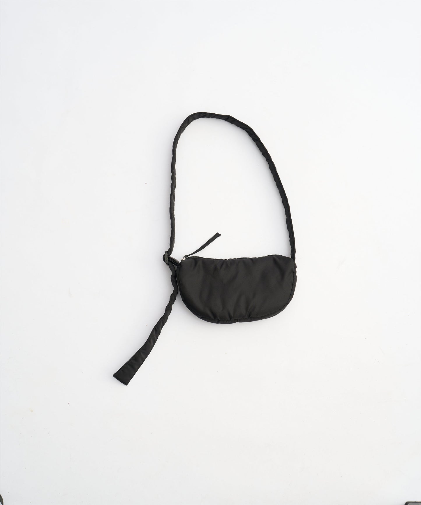 Broad Band Cloud Half Moon Bag (Small)