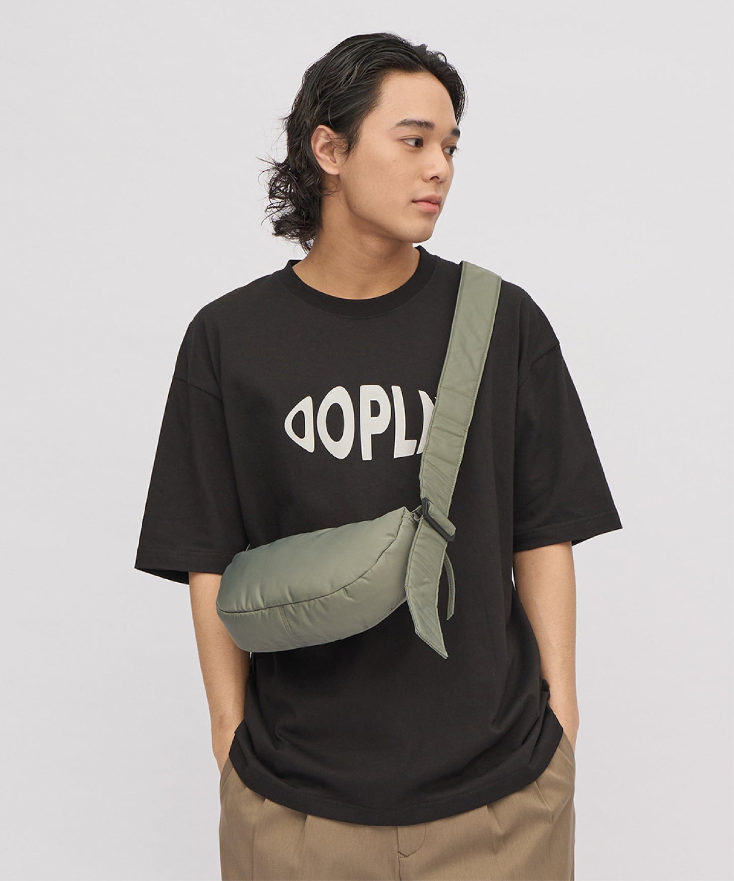 Broad Band Cloud Half Moon Bag (Small)