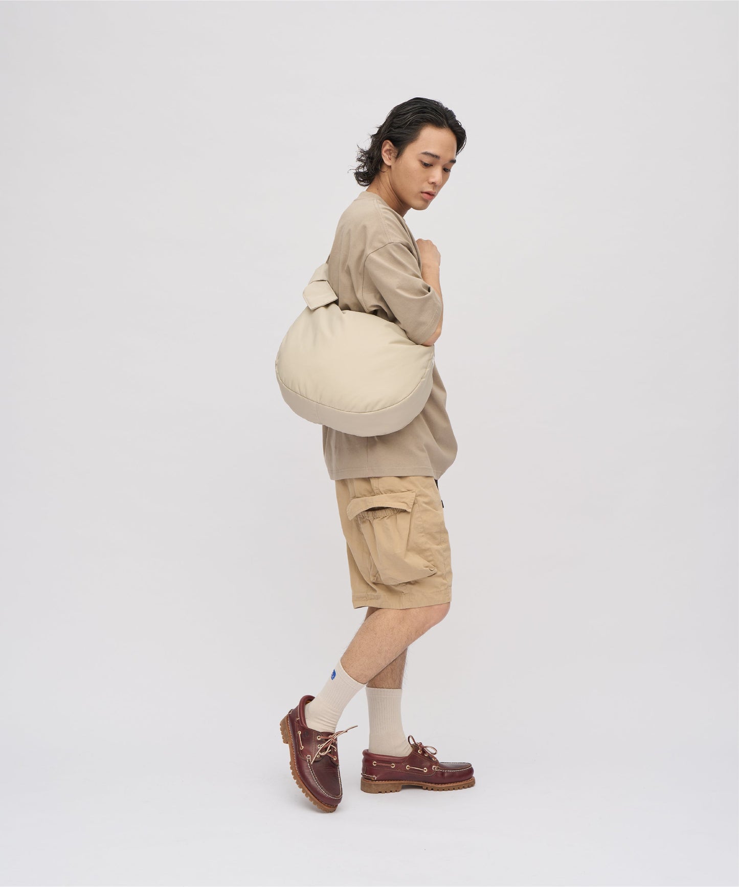 Broad band cloud half moon bag (medium)
