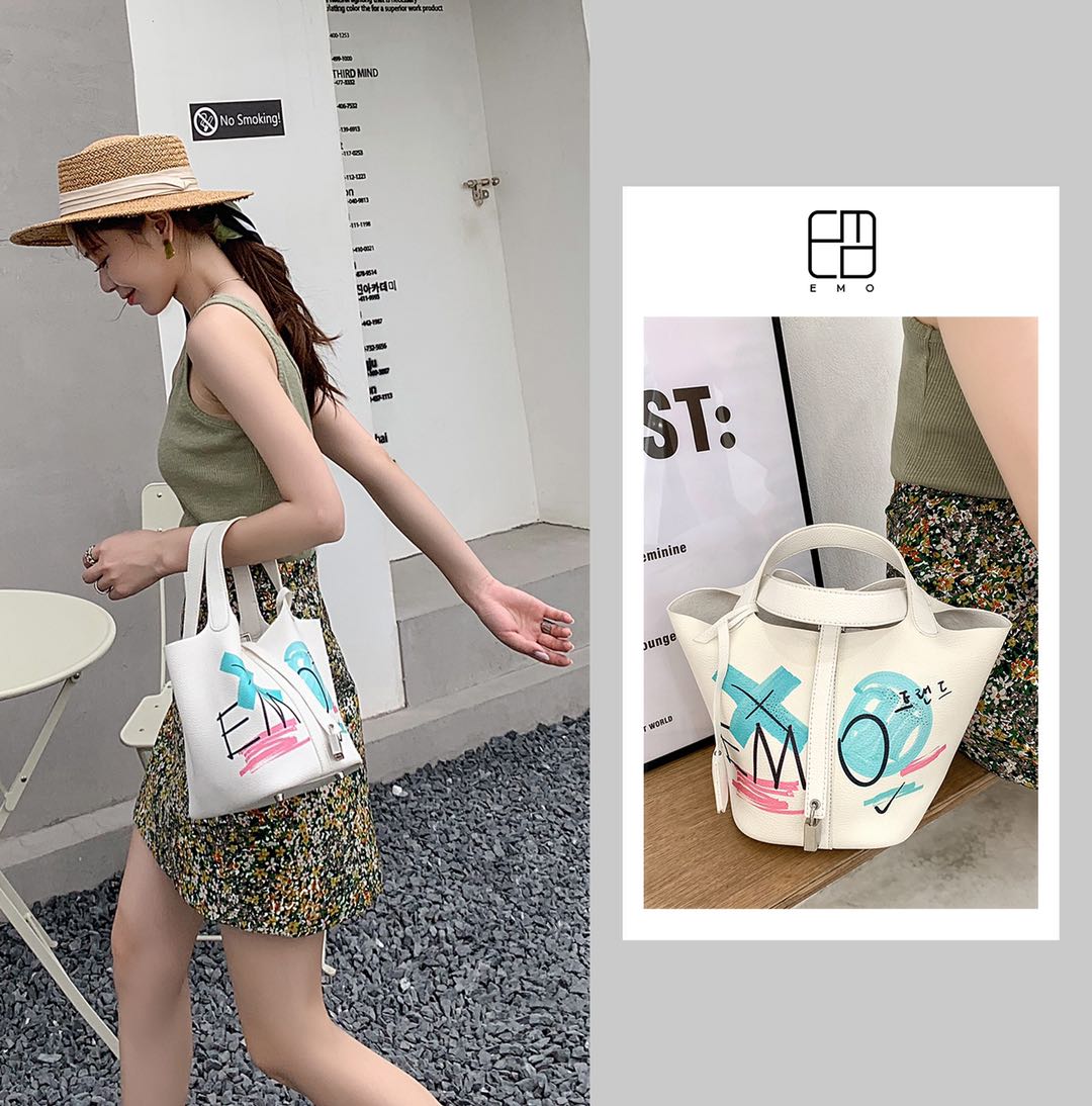 塗鴉圓桶包 Graffiti Handbag Small with Lock