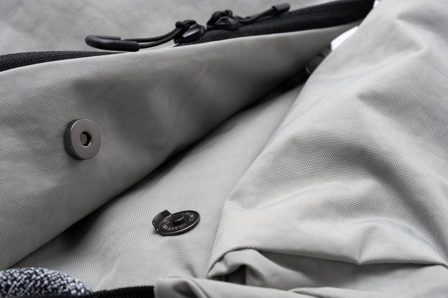 VIA series-fitted sub-bag 8L