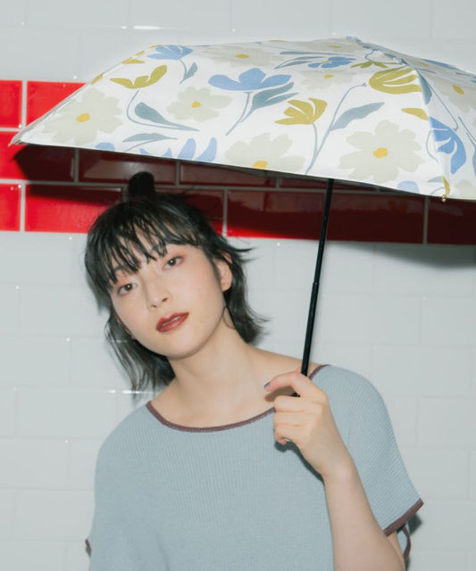 Flowery pocket-shaped umbrella