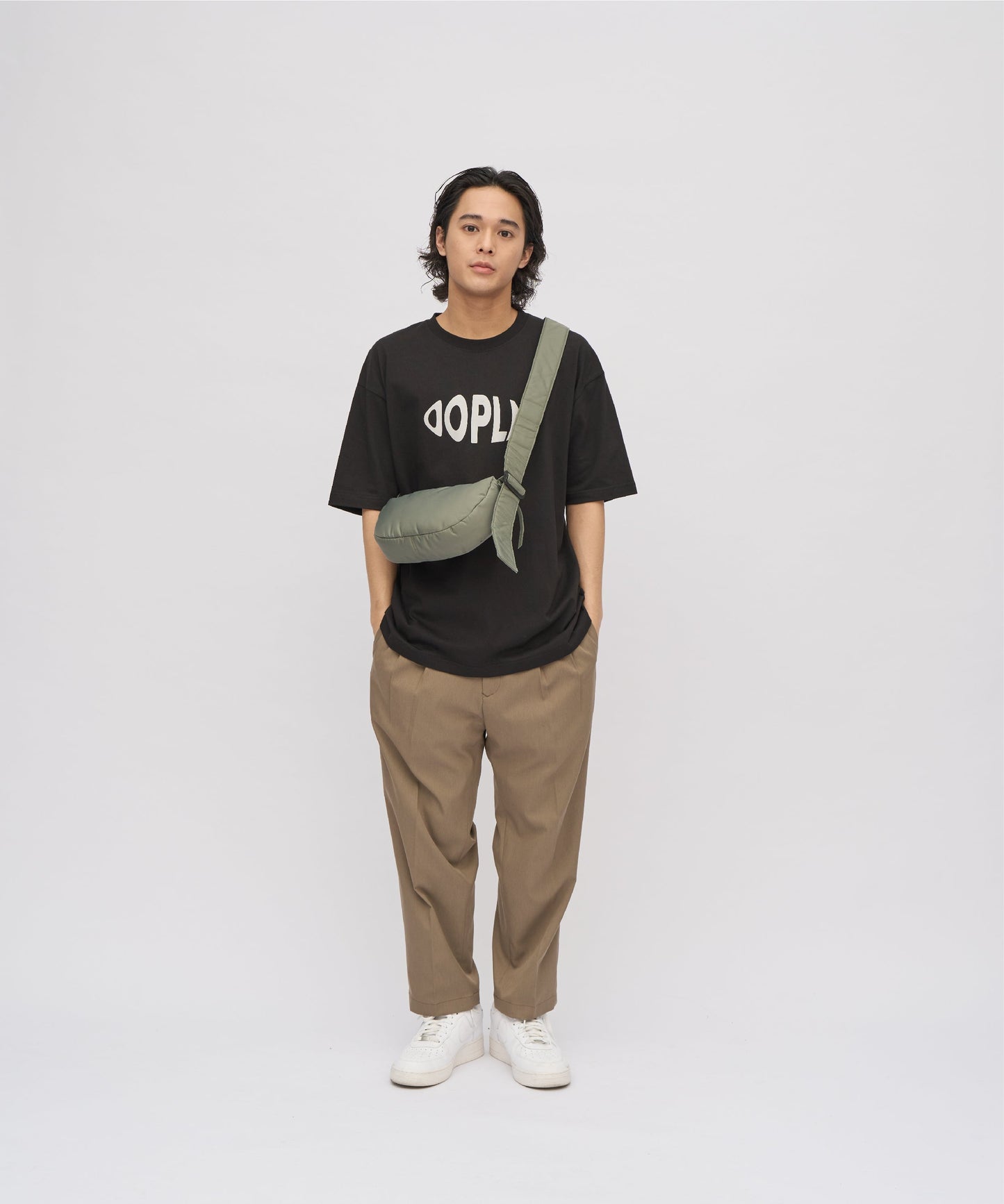 Broad Band Cloud Half Moon Bag (Small)