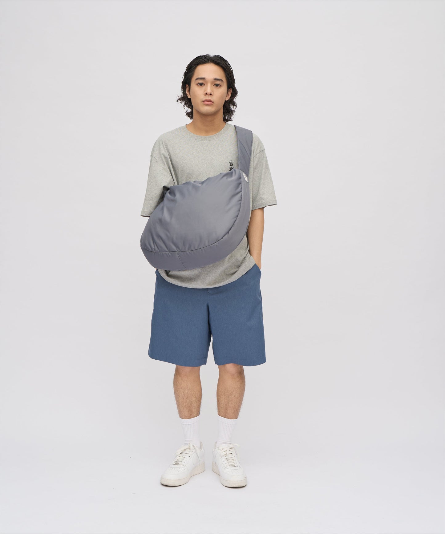 Broad Band Cloud Half Moon Bag (Large)