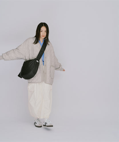 Broad band cloud half moon bag (medium)