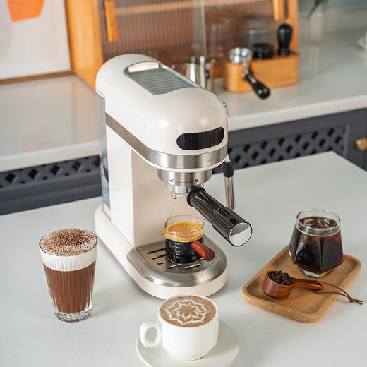 家庭式半自動智能意式咖啡機│沖製‧在家自製‧手動‧高溫低壓萃取‧奶泡‧拉花