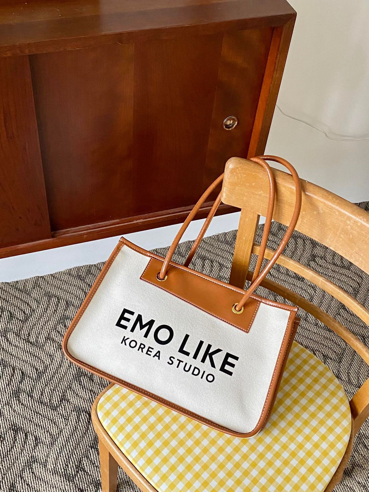 Like Graffiti Totebag