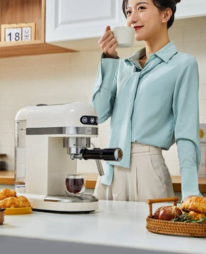 家庭式半自動智能意式咖啡機│沖製‧在家自製‧手動‧高溫低壓萃取‧奶泡‧拉花