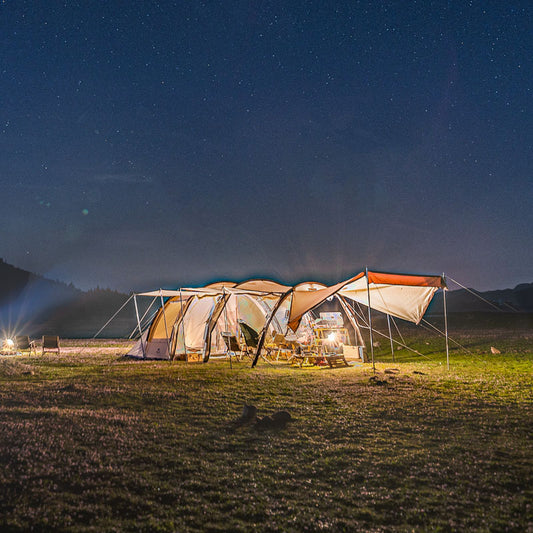 Cloud vessel tunnel tent four to six person tent