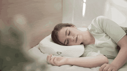 Adjustable FLŌT sleeping pillow