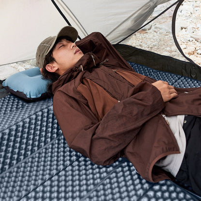 Single foldable camping mattress