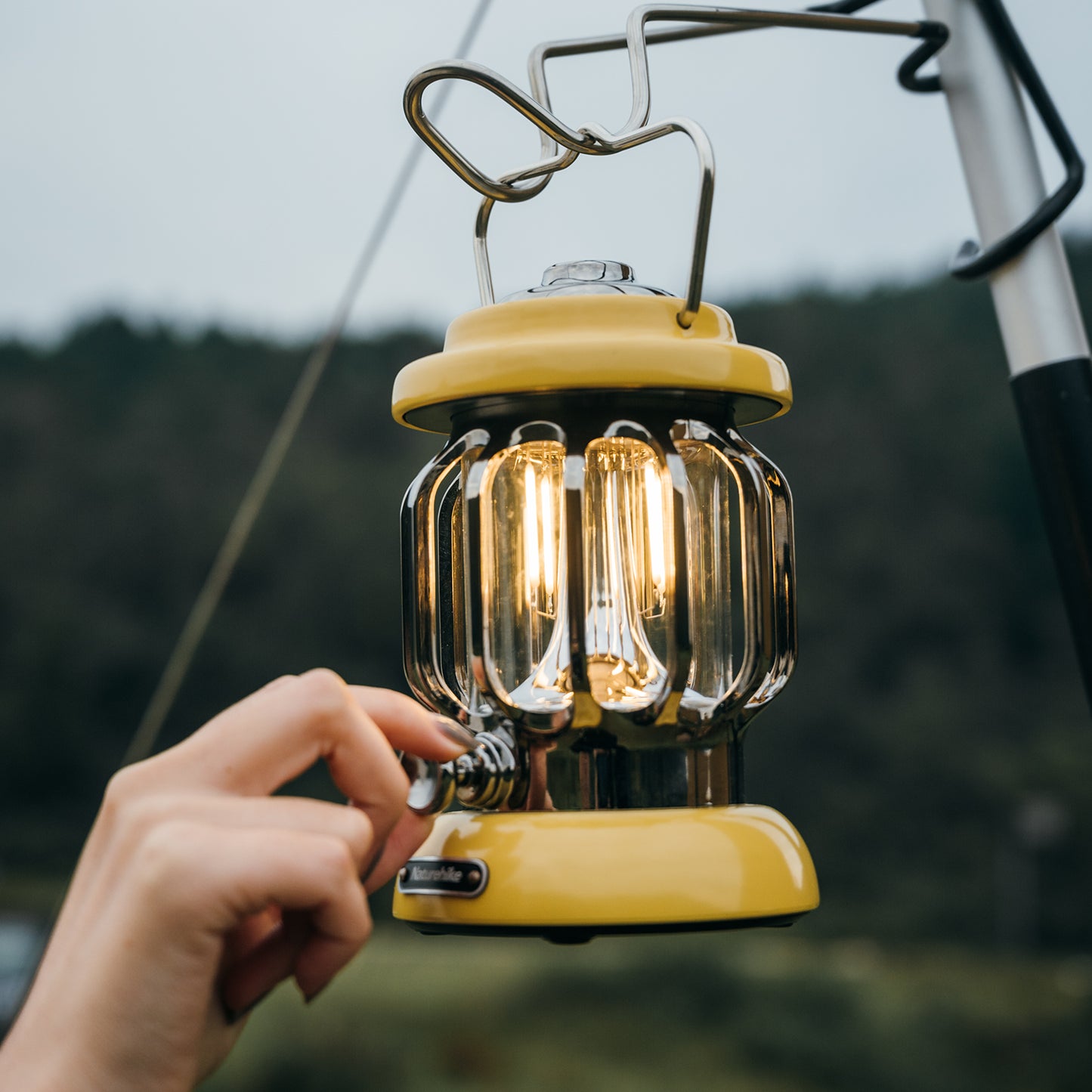 M008 Outdoor Atmosphere Camp Light