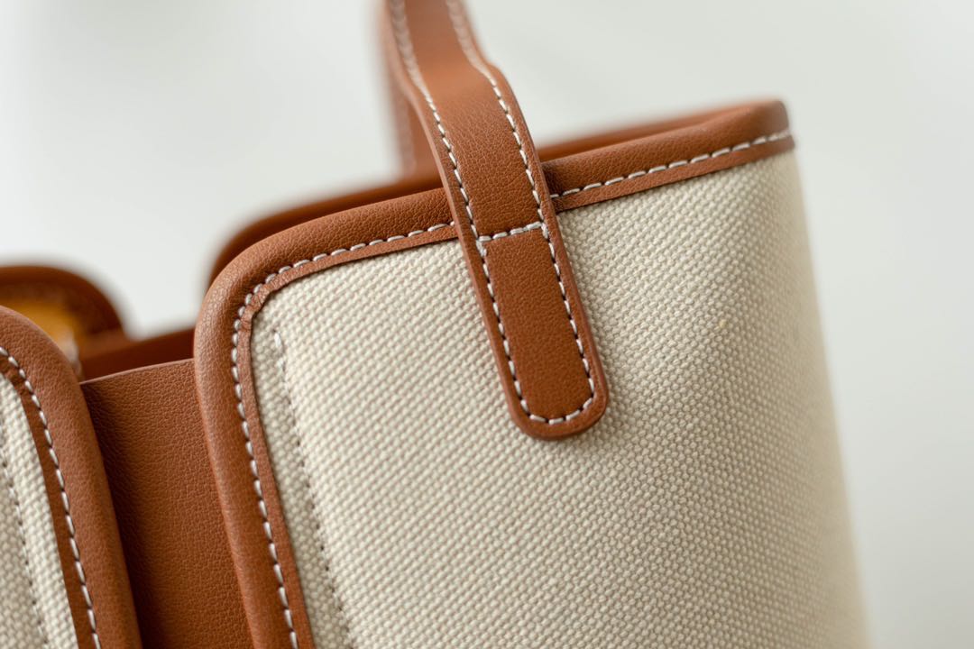 Canvas Bucket Bag