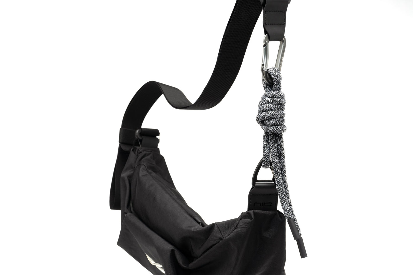 VIA series - portable chest bag 4L 
