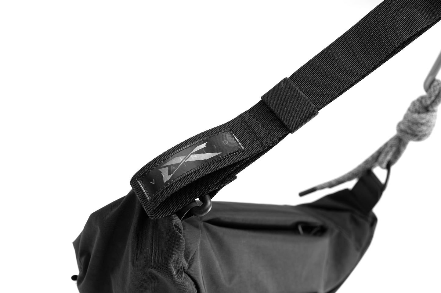 VIA series - portable chest bag 4L 