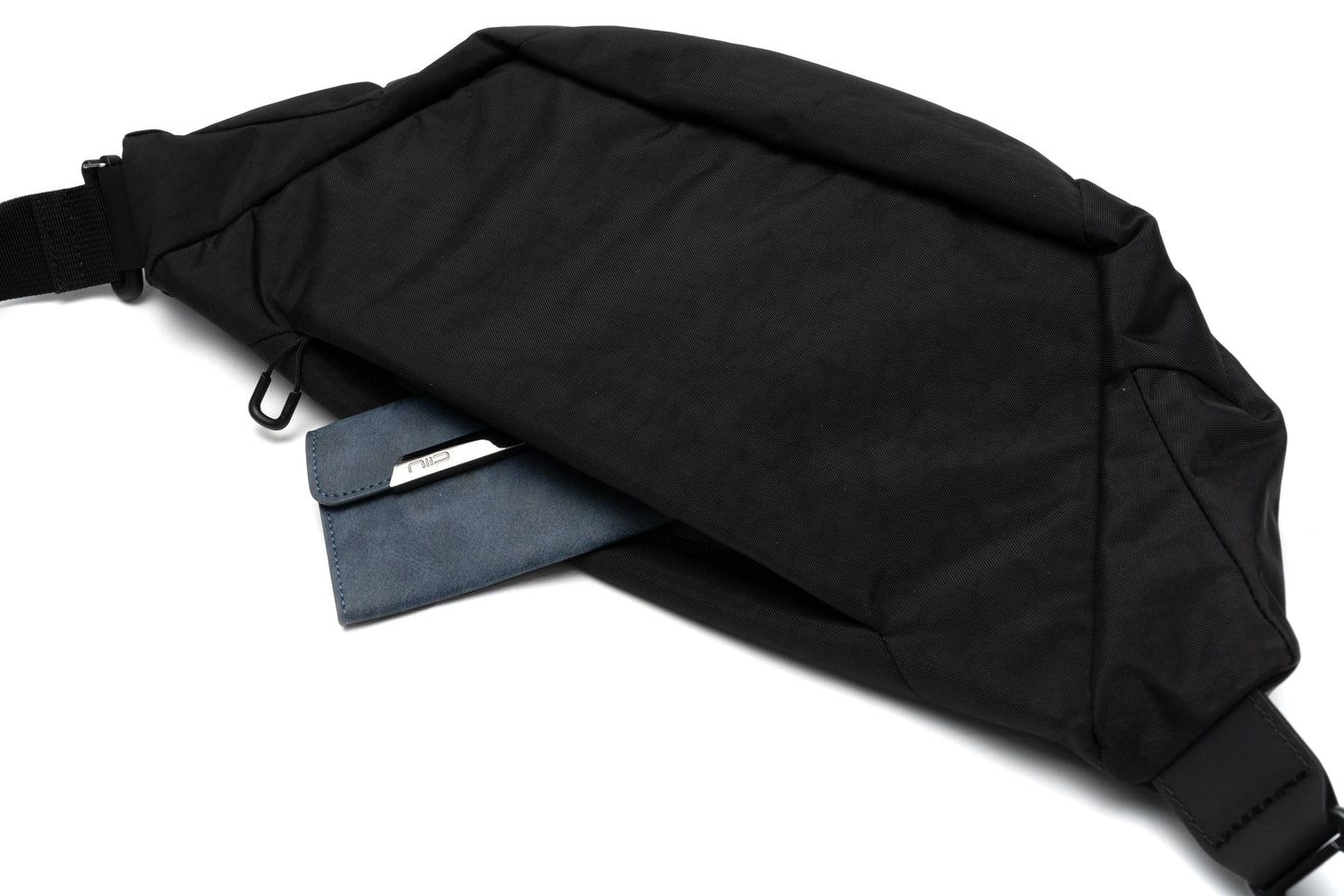 VIA series - portable chest bag 4L 