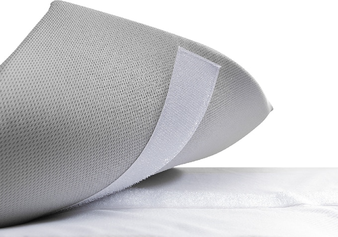 Adjustable FLŌT sleeping pillow