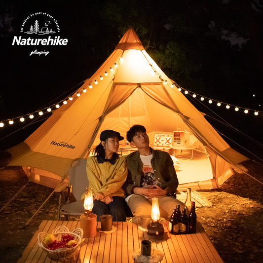 Cotton pyramid-shaped giant tent for six to twelve people